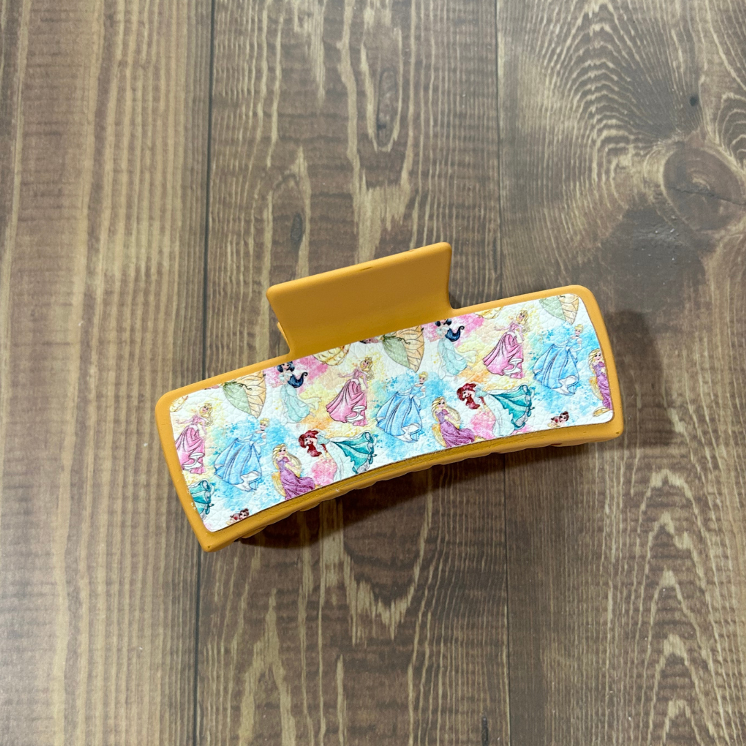 CHARACTER LEATHER HAIR CLIPS