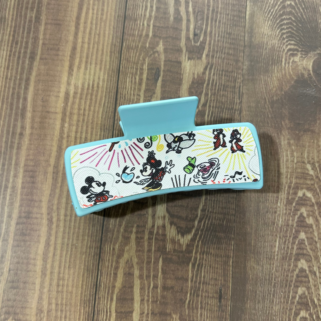 CHARACTER LEATHER HAIR CLIPS